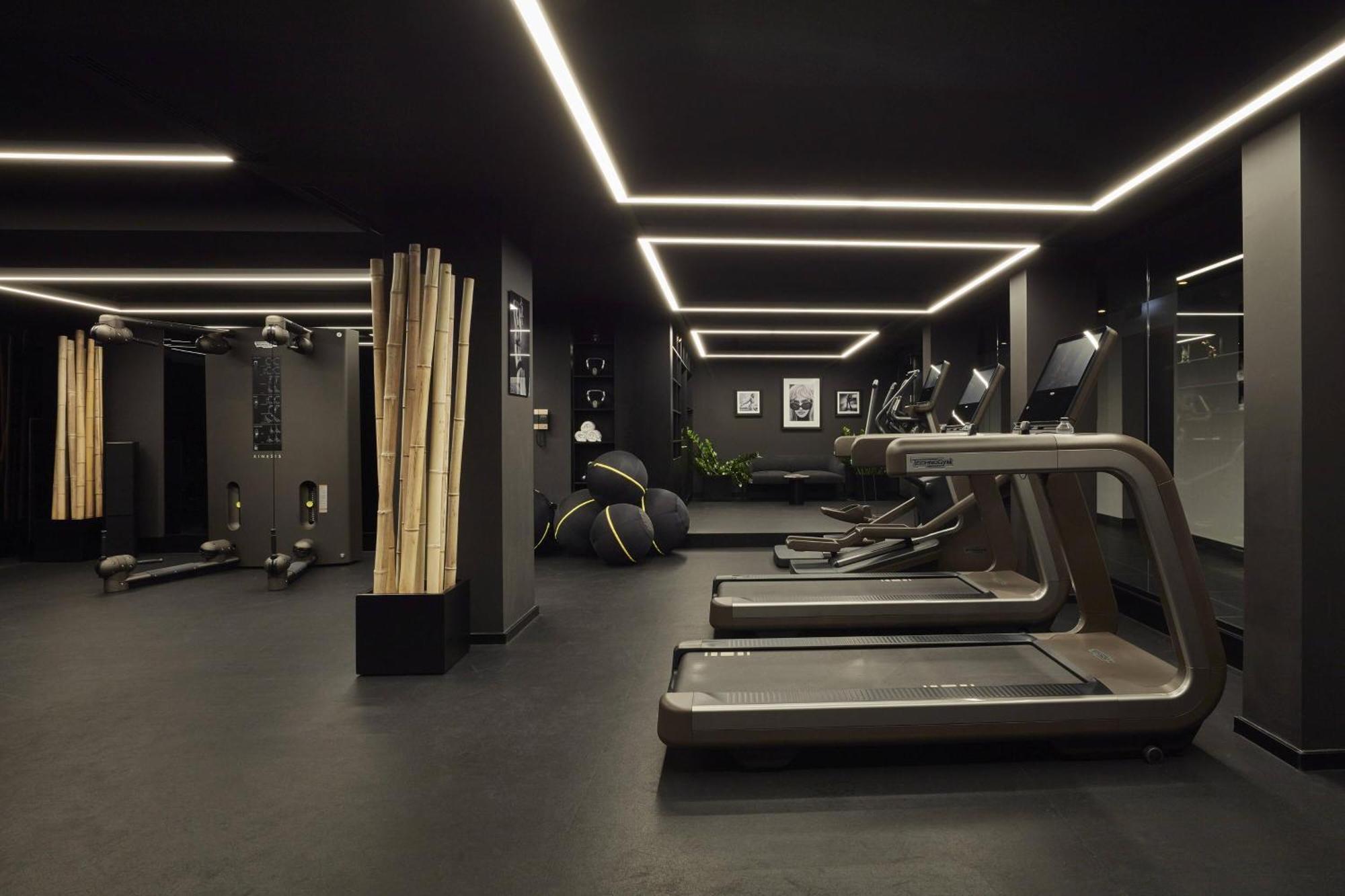 ホテル ルームス ミューニック オートグラフ コレクション ミュンヘン エクステリア 写真 The gym at The Standard East Village