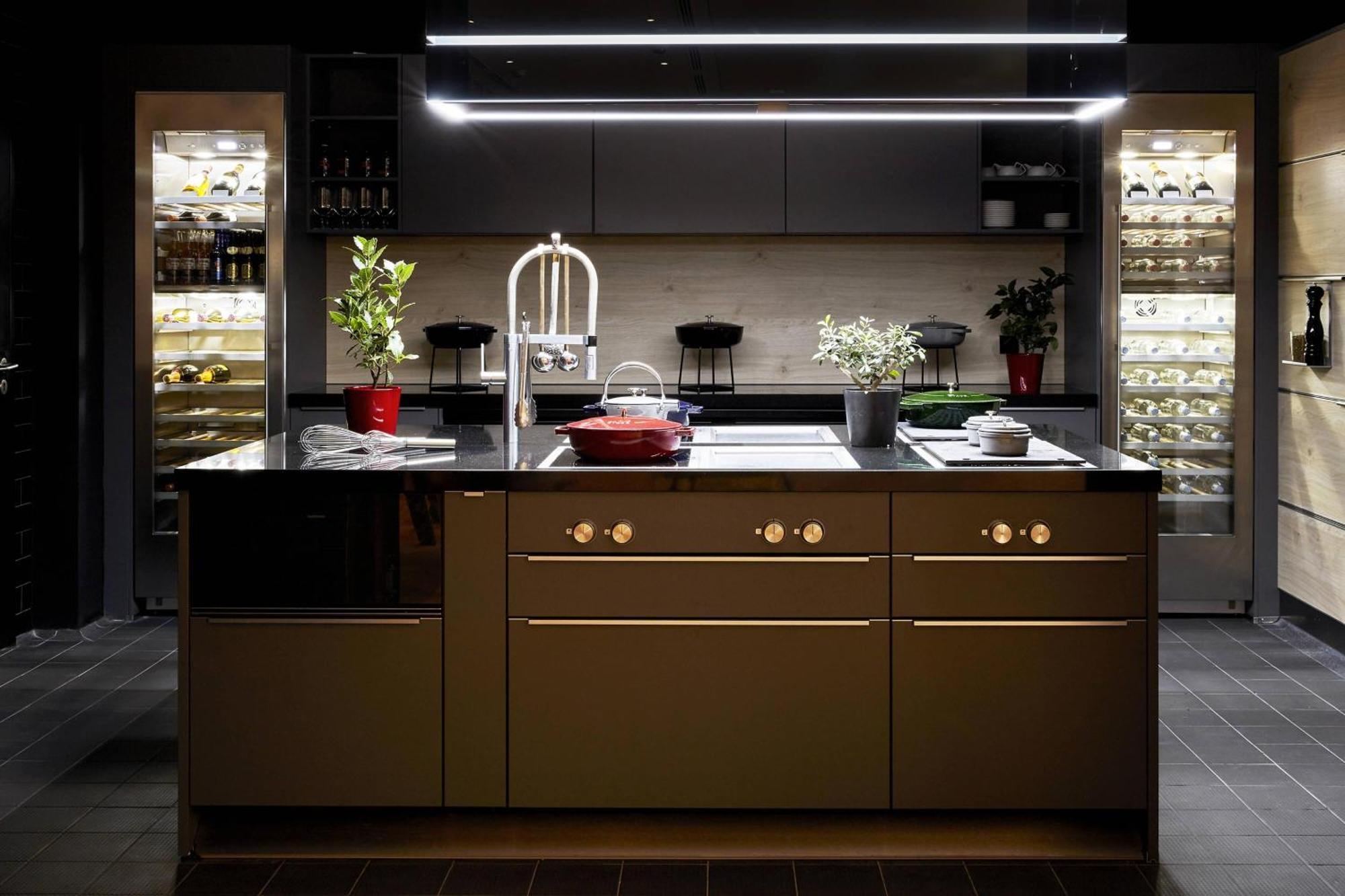 ホテル ルームス ミューニック オートグラフ コレクション ミュンヘン エクステリア 写真 A kitchen with a built-in refrigerator