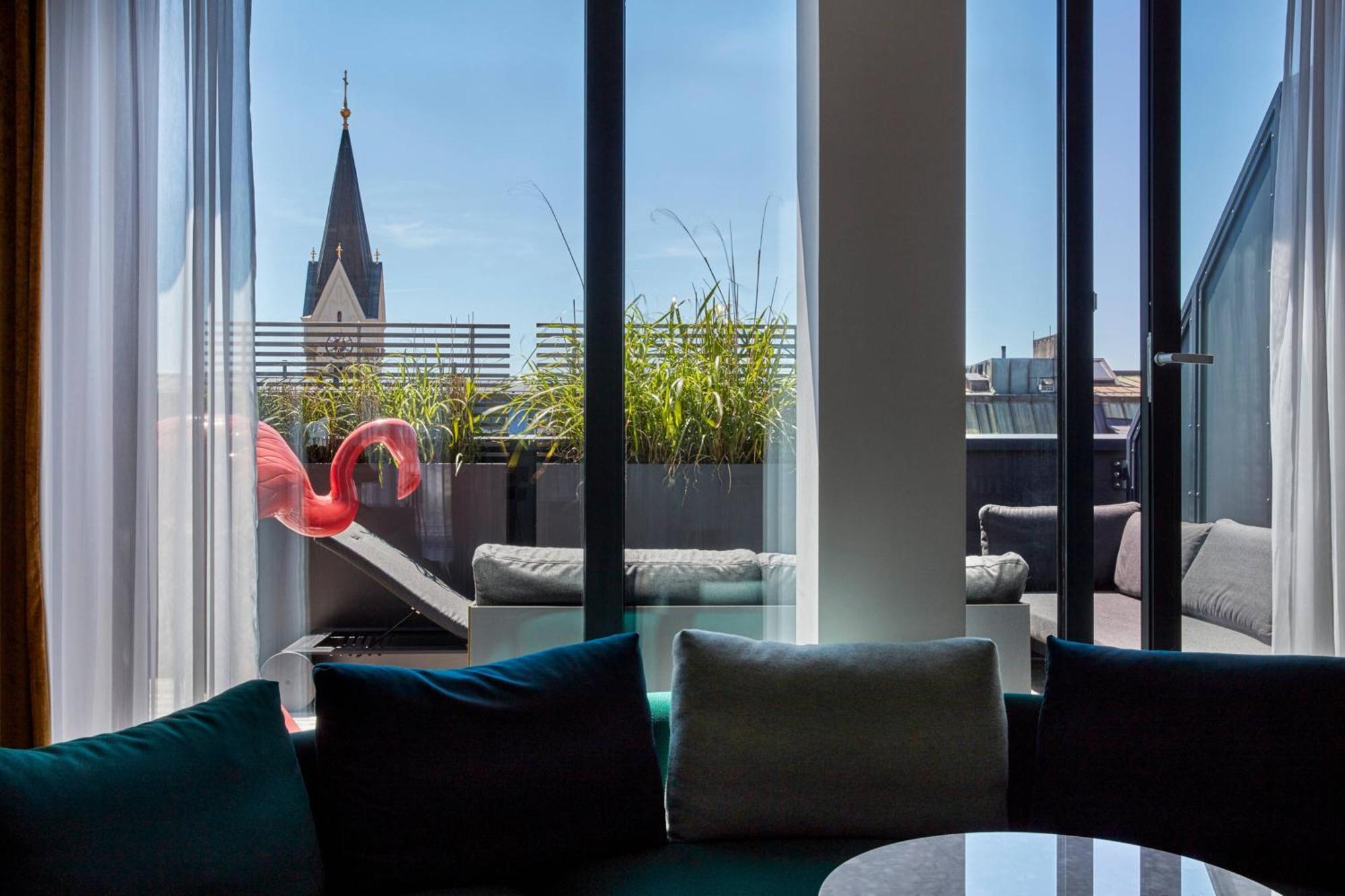 ホテル ルームス ミューニック オートグラフ コレクション ミュンヘン エクステリア 写真 The View from the Penthouse