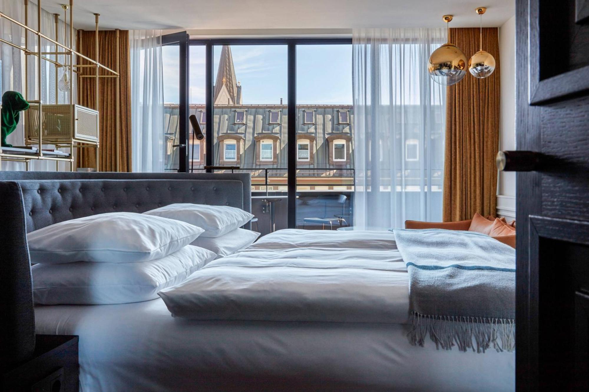 ホテル ルームス ミューニック オートグラフ コレクション ミュンヘン エクステリア 写真 A room at the hotel
